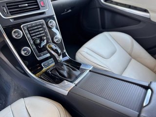 Volvo V60 2015