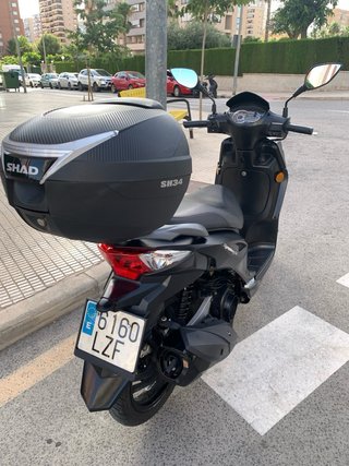 SYM Symphony 125 Scooter Automática Negra