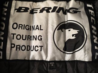 Chaqueta y guantes de moto Bering