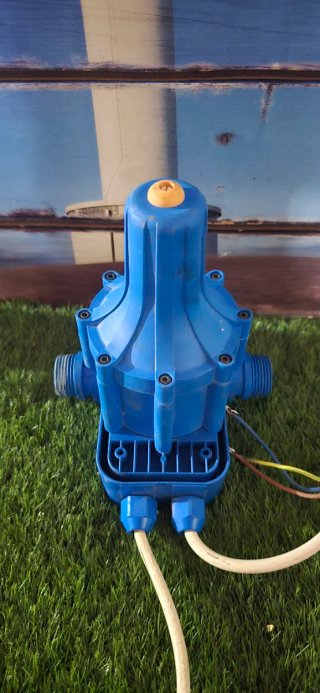 Regulador Presión Bomba Agua IDROMAT