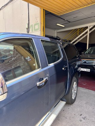 Isuzu D-Max