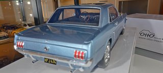 Ford Mustang V8 Hardtop 1/12 Otto