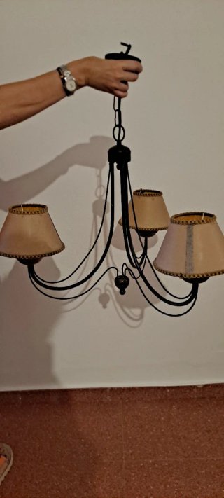 Tres lámparas de forja, 3 uds.