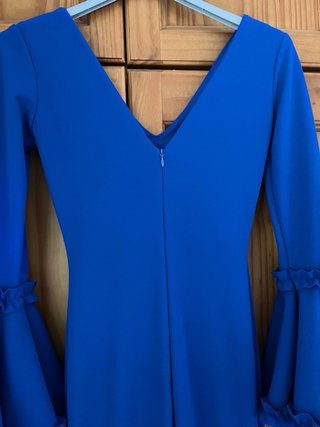 Traje de flamenca azul con volantes