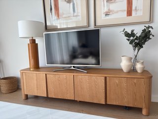 Mueble TV madera natural
