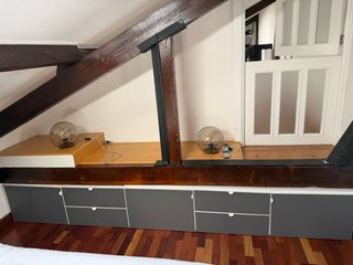 Camas de 180, 135 y 90 con canapé,colchones y ropa