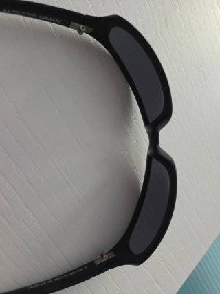 Gafas de sol negras