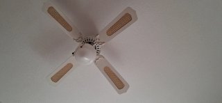 Ventilador de techo con luz blanco