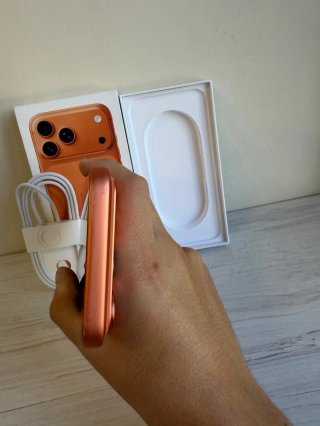 iPhone 17 Pro Max Naranja 256GB Como Nuevo