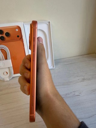 iPhone 17 Pro Max Naranja 256GB Como Nuevo