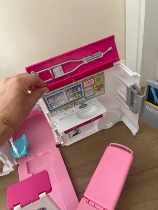 Ambulancia Barbie Rosa y Blanca