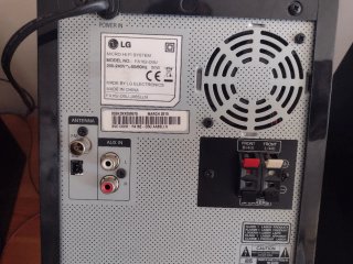 Cadena HI-FI LG Negra