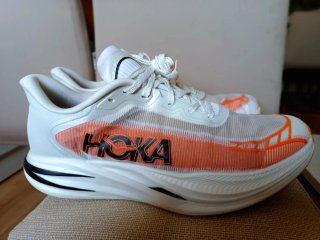 Hoka Cielo X1 2.0 Naranja/Blanco