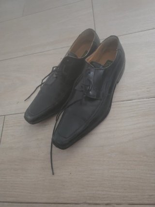 Zapatos de piel Paco Cantos negros