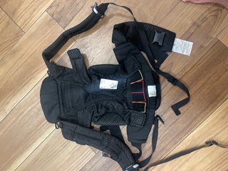 Portabebés Ergobaby Omni Breeze Negro