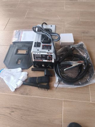 Maquina de soldar MIG/MMA-160A