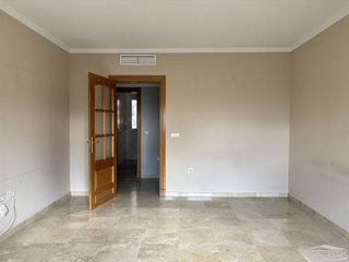 Piso en alquiler en Lucena
