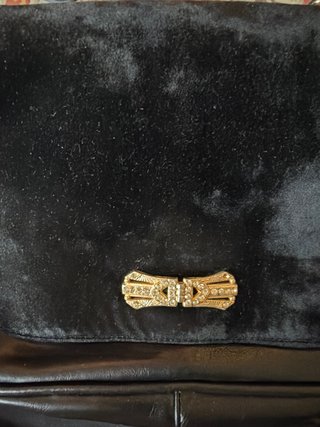 Bolso Negro Piel y Terciopelo Dorado