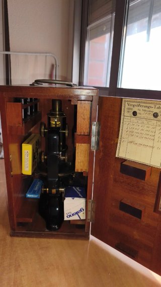 Microscopio O. Himmler Berlin Antiguo