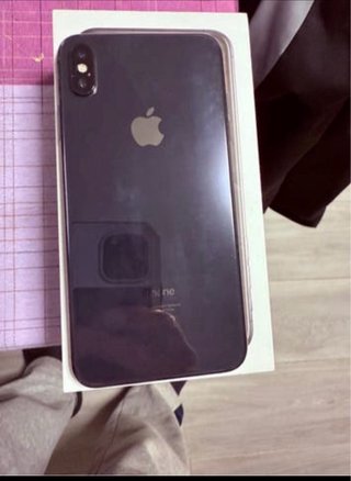 iPhone XS Max Fundas y Protectores Pantalla