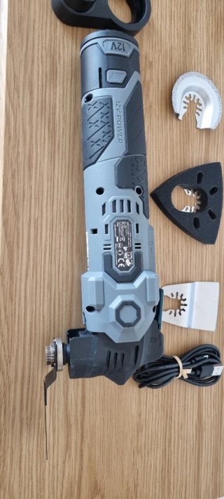 Multiherramienta Ferrex 12V Inalámbrica