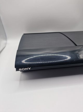 Playstation 3 Slim 320GB Nera + Giochi e Cavi