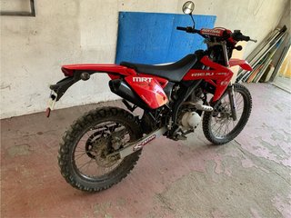 Rieju MRT 125 vendo o cambio