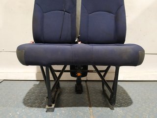 ASIENTO DELANTERO DERECHO IVECO DAILY FURGÓN MOTO
