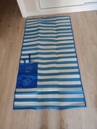 Esterilla de playa tipo bolso