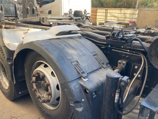Volvo Fm12 grua hiab 28t  + multilift
