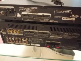 Marantz Amplificador y Sintonizador Negro
