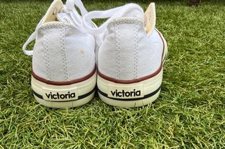 Zapatillas Victoria Blancas Talla 37
