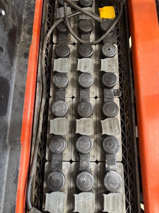 Apilador Toyota 1.200 Kg