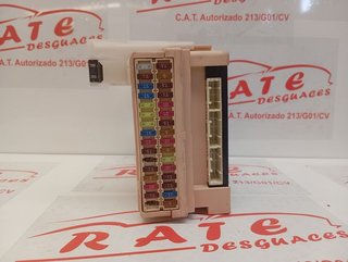 TOYOTA RAV 4 Advance Hybrid CAJA RELES / FUSIBLES