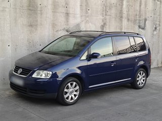 TOURAN SPORT 2.0 TDI 136 CV * 1 DUEÑO Y NACIONAL *