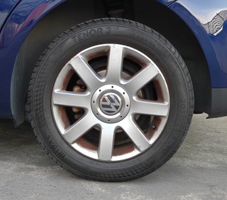 TOURAN SPORT 2.0 TDI 136 CV * 1 DUEÑO Y NACIONAL *