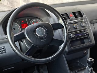 TOURAN SPORT 2.0 TDI 136 CV * 1 DUEÑO Y NACIONAL *