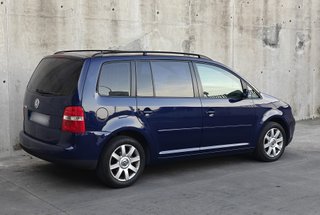 TOURAN SPORT 2.0 TDI 136 CV * 1 DUEÑO Y NACIONAL *