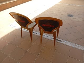 2 Sillas Exterior Plástico Doradas