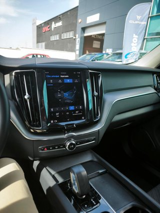 Volvo XC60 2.0 B4 D Core Auto