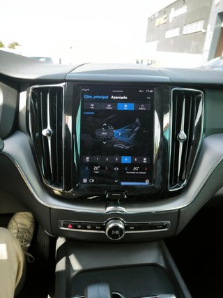 Volvo XC60 2.0 B4 D Core Auto