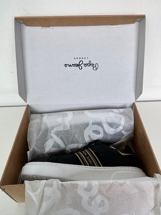 Zapatillas nuevas Pepe Jeans negras. Talla 40