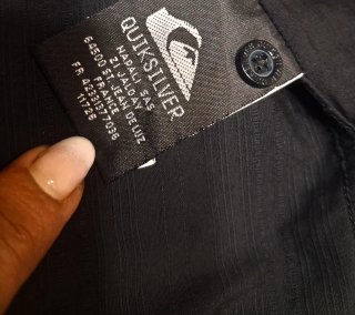 Camisa negra  Quiksilver Talla L