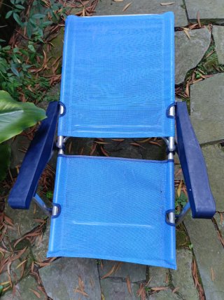 Silla de playa plegable azul