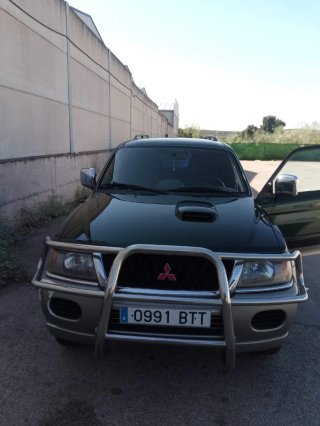 Mitsubishi Montero 2004
