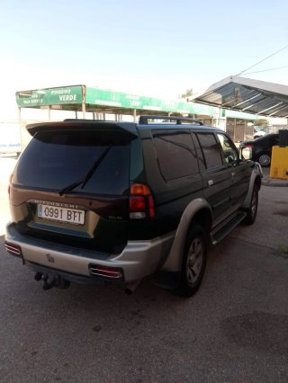 Mitsubishi Montero 2004