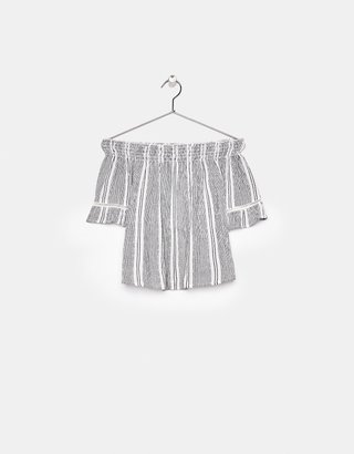 Blusa talla M BERSHKA