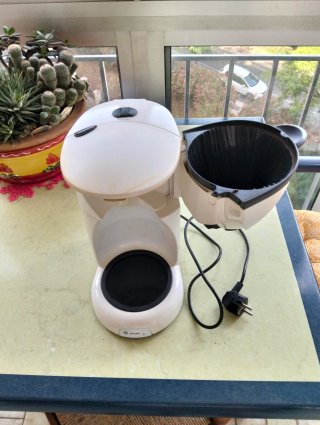 Cafetera Braun Blanca