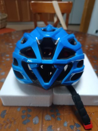 Casco bici indigo nuevo