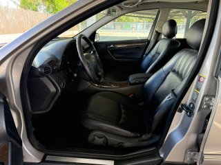 Mercedes-Benz Clase C 2005